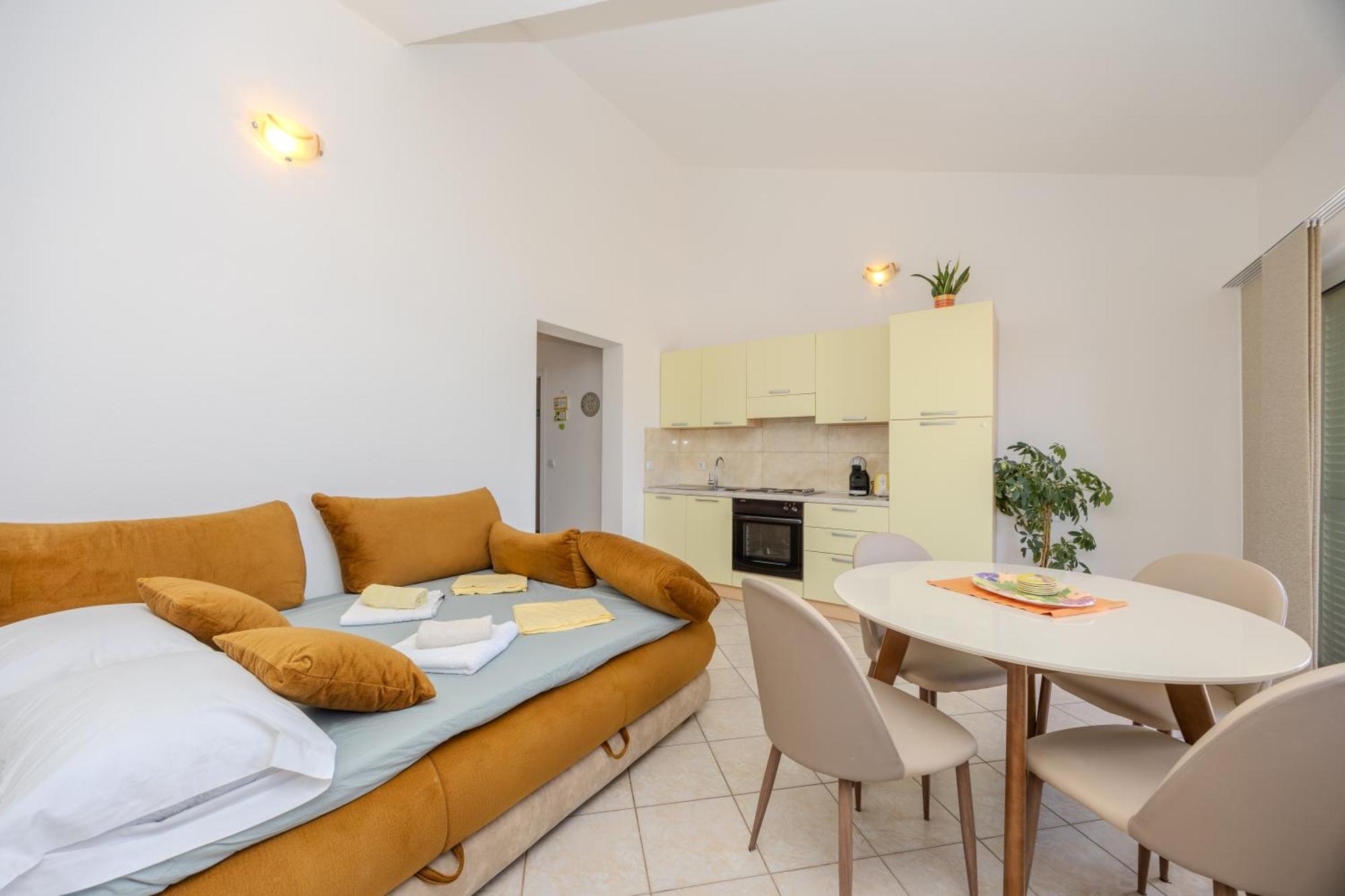 Apartman Markulin Trogir Ngoại thất bức ảnh