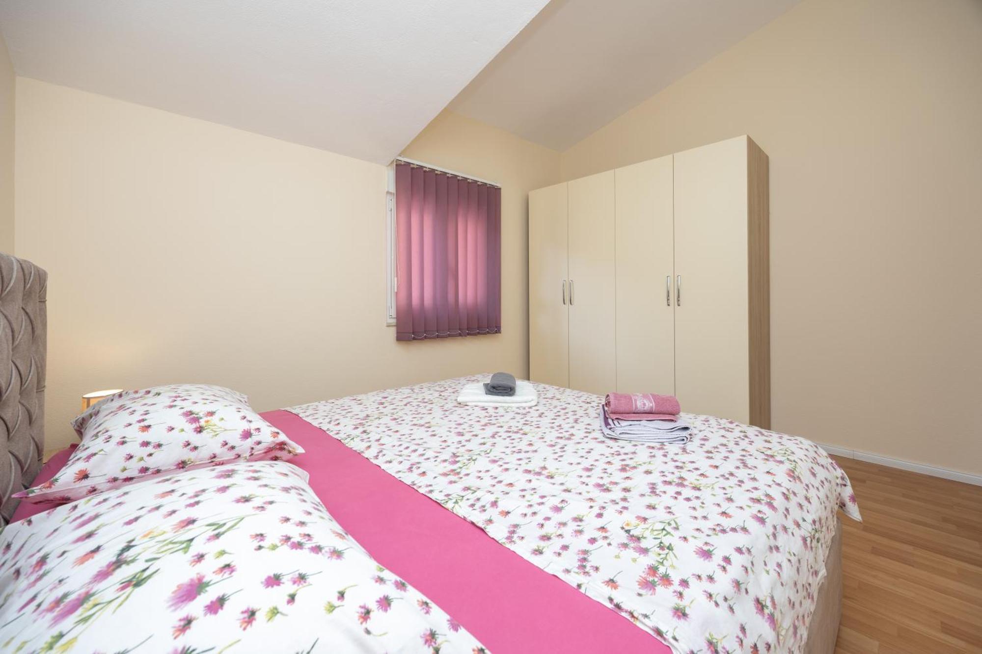 Apartman Markulin Trogir Ngoại thất bức ảnh