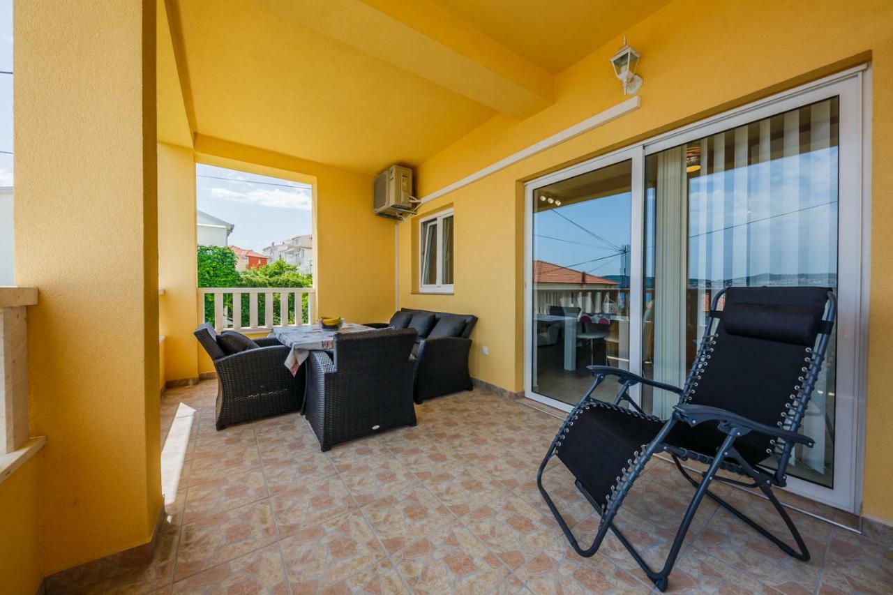 Apartman Markulin Trogir Ngoại thất bức ảnh