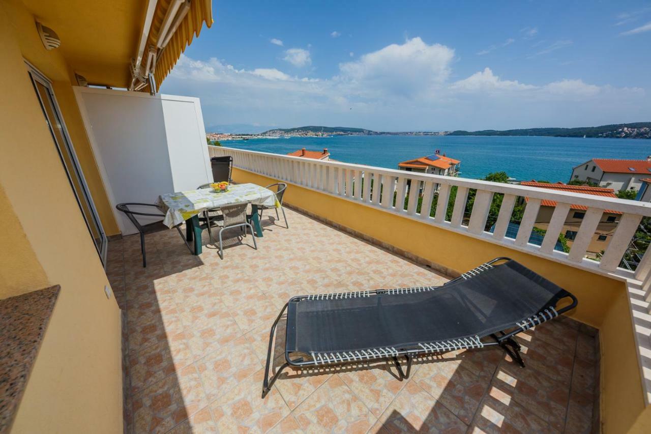 Apartman Markulin Trogir Ngoại thất bức ảnh