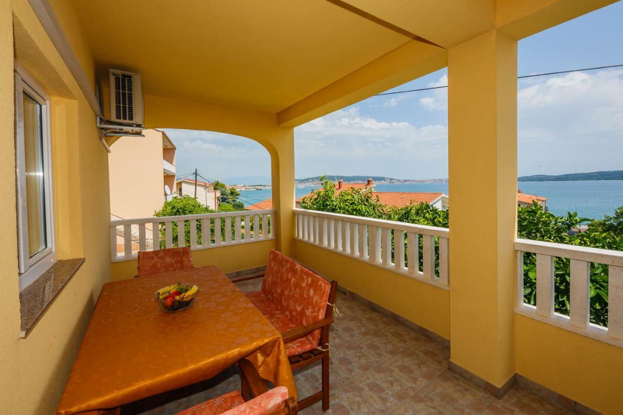 Apartman Markulin Trogir Ngoại thất bức ảnh
