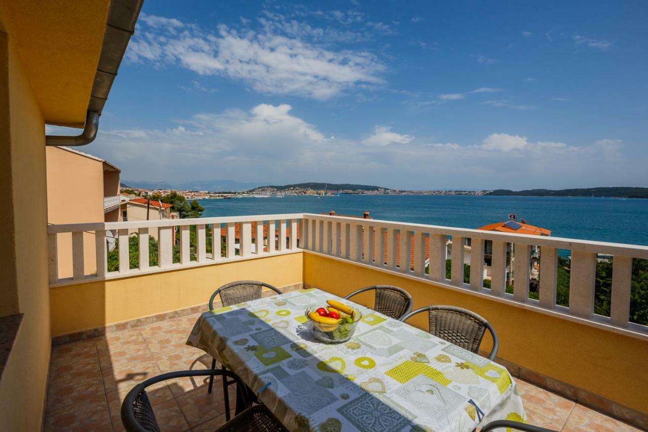 Apartman Markulin Trogir Ngoại thất bức ảnh